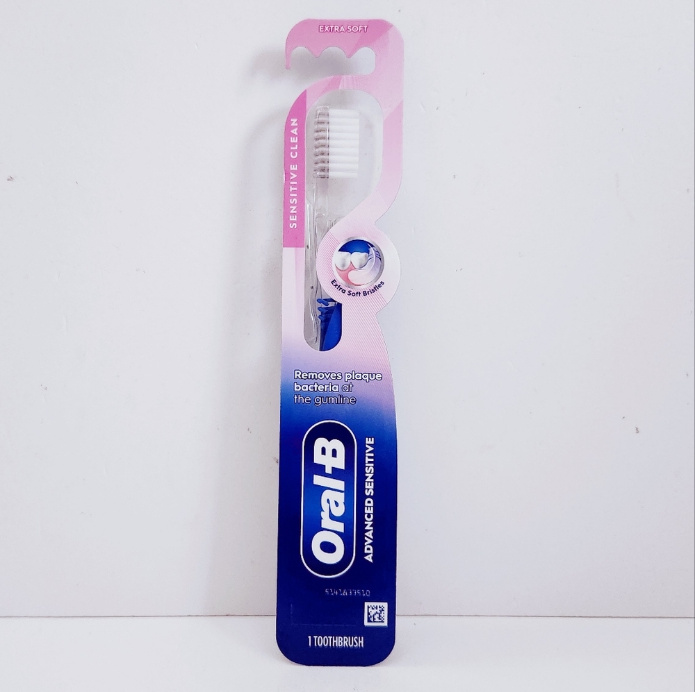 🍭7/$15 Oral-B Advanced Sensitive Manual Toothbrush Extra Soft